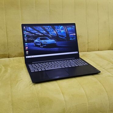 Lenovo: Lenovo 15.6 ", Intel Core i3, 1 TB