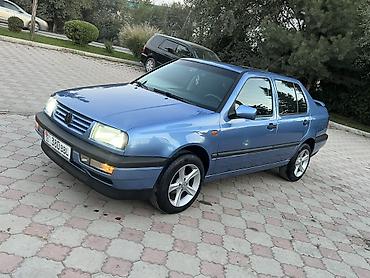 мерс124 каропка: Volkswagen Vento: 1994 г., 1.8 л, Механика, Бензин, Седан — 2