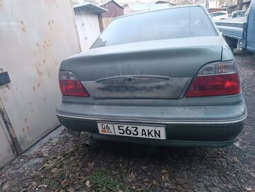 Daewoo: Daewoo Nexia: 1996 г., 1.5 л, Механика, Бензин, Седан