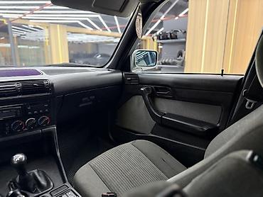 aion gac: BMW 5 series: 1990 г., 2.5 л, Механика, Бензин, Седан — 7