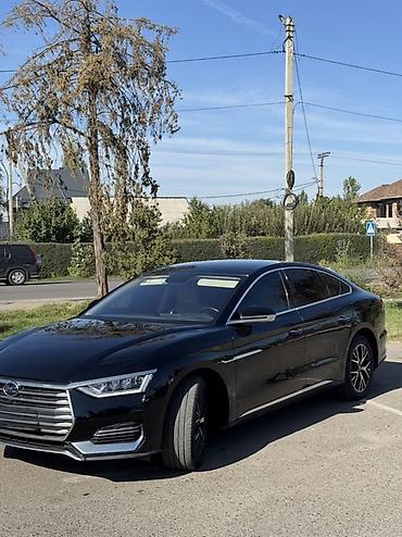 bme e39: BYD E9: 2021 г., Электромобиль, Седан — 1