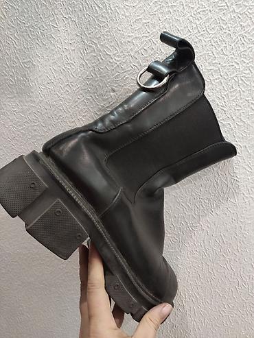 Ботинки: Черные ботинки в брутальном стиле - Модель: кожаные шнурованные — 9