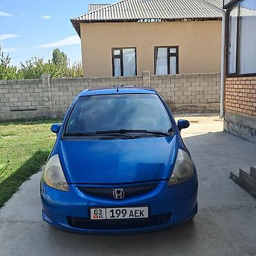 Honda: Honda Fit: 2004 г., 1.3 л, Механика, Бензин, Хэтчбэк — 1