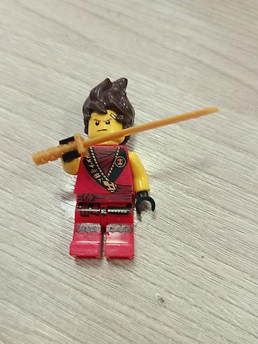 меч катана купить: Минифигурка LEGO в стиле Ninjago с мечом. Фигурка выполнена в красном — 1