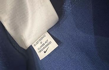 ferari kacket: Nike muška jakna s kapuljačom – model CU (M) - Veličina: M (oznaka na — 4