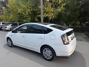 Toyota Prius: 2005 г., 1.5 л, Автомат, Гибрид, Хэтчбэк