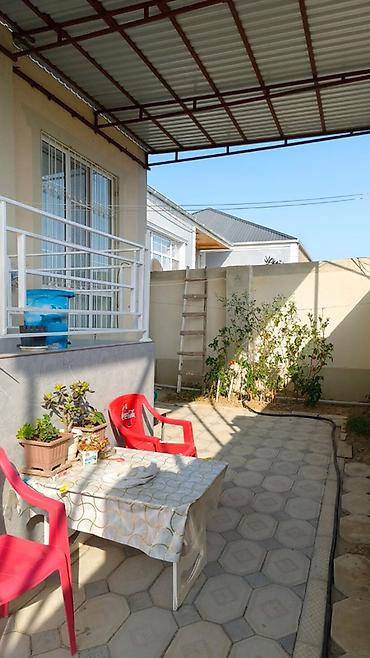 hokmelide heyet evi: 3 otaqlı, 90 kv. m, Yeni təmirli — 2