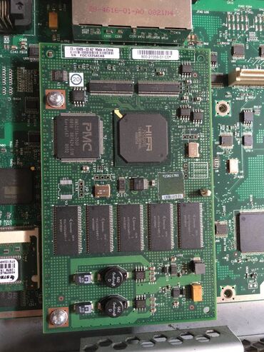 Modemlər və şəbəkə avadanlıqları: Cisco 2801 Inteqrasiya olunmuş xidmətlər maşrutizatoru. VPN üçün — 8