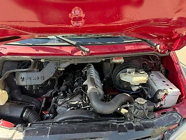 манипулятор митсубиси фусо: Грузовой фургон Mercedes-Benz (двухрядная кабина) с бортовой/фургонной — 4