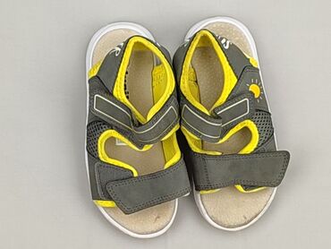 kapcie dla dzieci w ccc: Sandals 25, Used