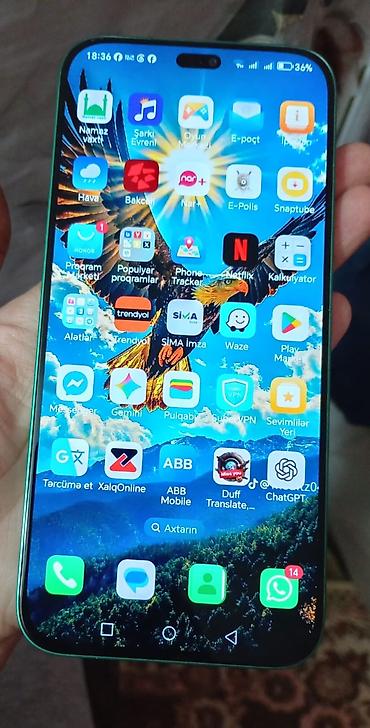 монитор для автомобиля: Yaşıl rəngli smartfon Xüsusiyyətlər: - Ekran: Tam ekran, nazik — 2