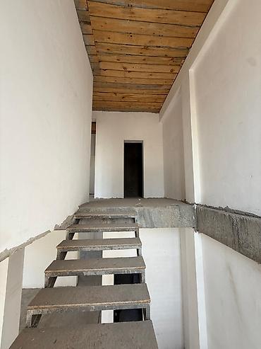 Продажа таунхаусов: ❗️ Продается таунхаус 🏠 Площадь: 177 м2, 2 этажа 📍Медерова/Малдыбаева — 12