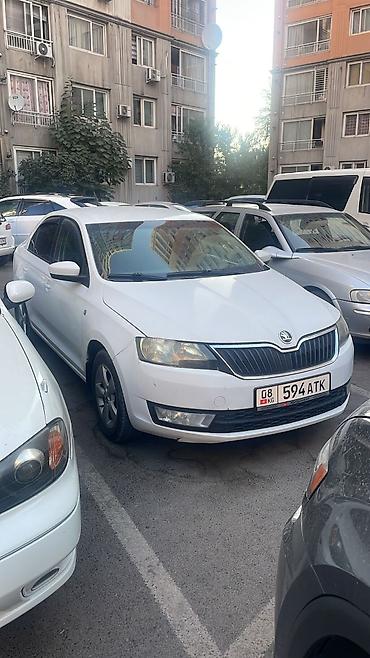 skoda rapid 2012: Skoda Rapid: 2015 г., 1.6 л, Автомат, Газ, Хэтчбэк — 4