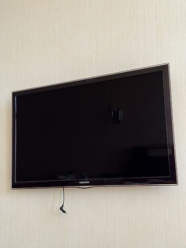 Elektronika: Samsung LED televizor + orijinal pult+ öz ayaqaltısı (stendi) və divar — 3