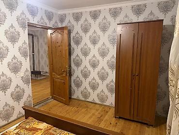 Дома: Kirayə üçün tam mebelli 2 otaqlı ev. Planlaşdırma: - Geniş qonaq — 3