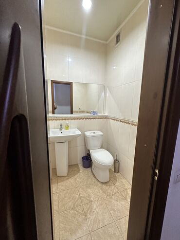 Долгосрочная аренда квартир: 4 комнаты, Агентство недвижимости, Без подселения, С мебелью полностью — 13