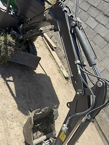 Экскаваторы: Экскаватор, Гусеничный — 1