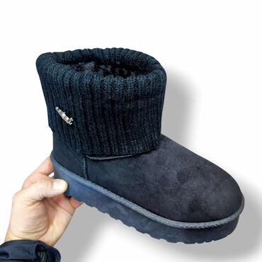 Ugg obuća: Ugg čizme, bоја - Bež — 5