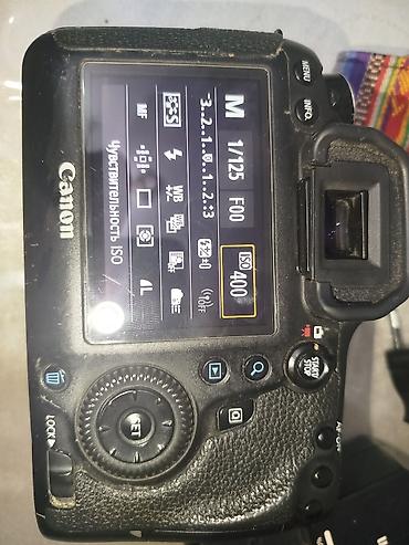 canon d600: Canon 6D satılır, fotoaparat normal vəziyyətdə. üstündə 1 dənə 16qb SD — 6