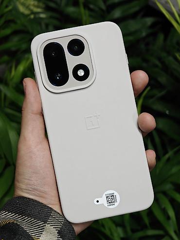 honor v3: OnePlus 15, Б/у, 512 ГБ, цвет - Бежевый, 2 SIM — 1