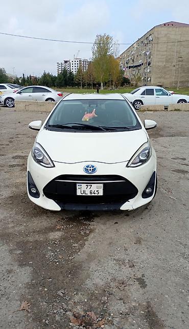 taksi şahmatı: Toyota Aqua: 1.5 l | 2019 il Hetçbek — 1