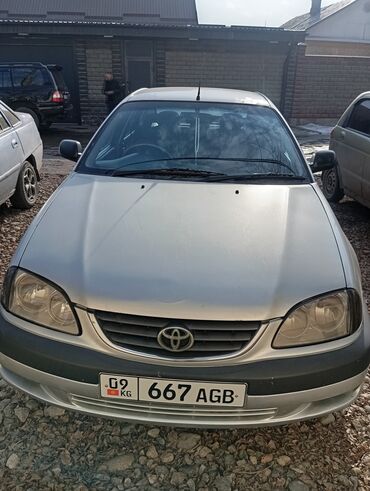 мото колесо: Toyota Avensis: 2002 г., 1.8 л, Механика, Бензин