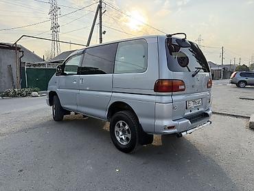 Продажа авто: Mitsubishi Delica: 2003 г., 3 л, Автомат, Бензин, Минивэн — 9