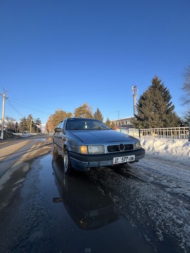 срочная продажа авто по низким ценам: Volkswagen Passat: 1991 г., 1.8 л, Механика, Бензин, Седан