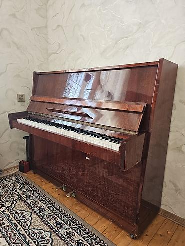 Akkustik pianino – “Украина” (upright) - Korpus: tünd qəhvəyi parlaq