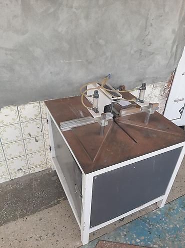 kəsim aparatı: Alüminium/PVC profil üçün pnevmatik künc kəsim dəzgahı - Profil və — 1
