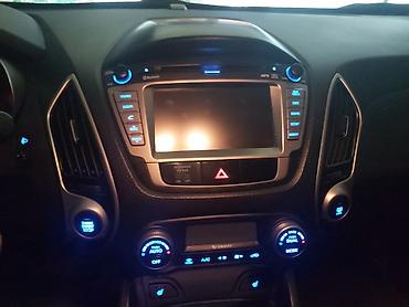 sensorlu: Hyundai Ix35 avtomobilinin orginal zavodskoy monitoru. Bütün — 3