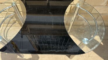Jurnal masası, Açılmayan, Şüşə, Oval masa