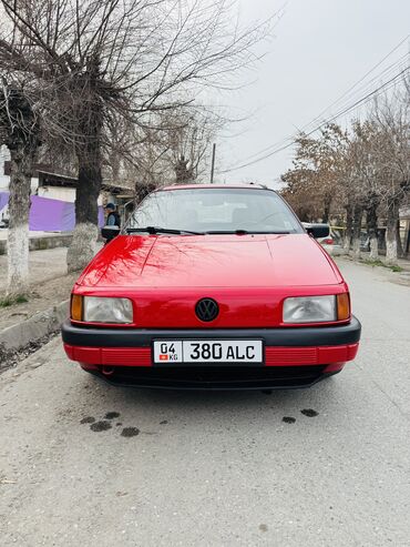 битые афто: Volkswagen Passat: 1990 г., 1.8 л, Механика, Бензин, Универсал