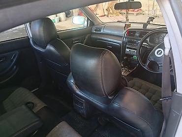 passat variant: Subaru Legacy: 2000 г., 2 л, Автомат, Седан — 2