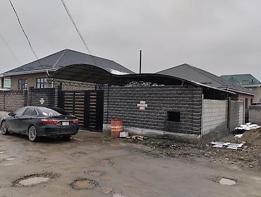 Продажа коттеджей и домов: 🏡 Продается дом в Ак-Ордо 3 📍 Району: Ак-Ордо 3 📐 Участок: 4 сотки 🏠 — 1