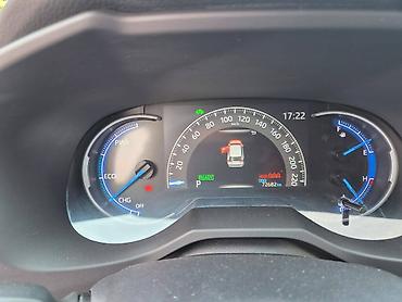Продажа авто: Toyota RAV4: 2022 г., 2.5 л, Автомат, Гибрид, Кроссовер — 10