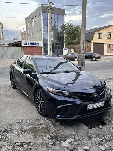 Toyota: Toyota Camry: 2021 г., 2.5 л, Автомат, Бензин, Седан