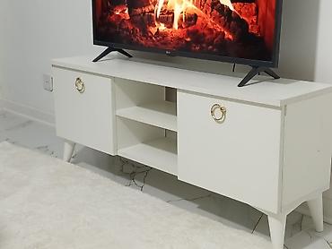TV altlığı: Mebel: Ağ rəngdə TV stendi (TV altlığı) - Minimalist dizayn, müasir — 3