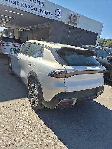 Changan: Changan Qiyuan Q05: 2026 г. — 3