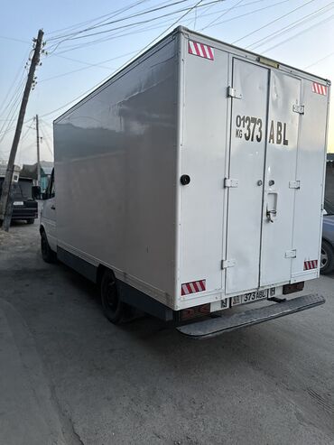 Легкий грузовой транспорт: Легкий грузовик, Mercedes-Benz, Б/у at lalafo.kg — 5 Легкий грузовой транспорт: Легкий грузовик, Mercedes-Benz, Б/у — 5