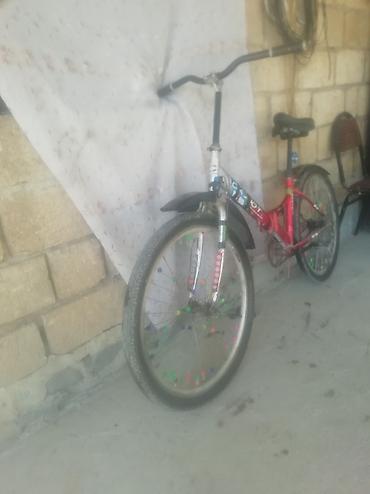 2 tekerli scooter: Uşaq/yeniyetmə velosipedi - Çərçivə: aşağı enişli, polad, qırmızı-ağ — 4