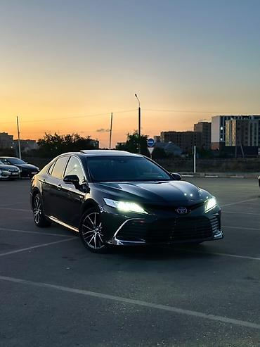 corolla 2016: Toyota Camry: 2022 г., 2.5 л, Вариатор, Гибрид, Седан — 1