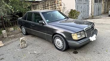 mersedes e klass: Mercedes-Benz 260: 2.6 l | Sedan — 3