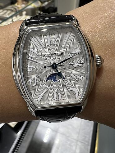 Aerowatch Tonneau Moonphase Quartz (реф. 43958 AA08) Элегантные at lalafo.kg Aerowatch Tonneau Moonphase Quartz (реф. 43958 AA08) Элегантные