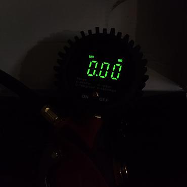 air pump: Пистолет для подкачки шин. Черный: 2000 сом. Красный: 3000 сом — 2