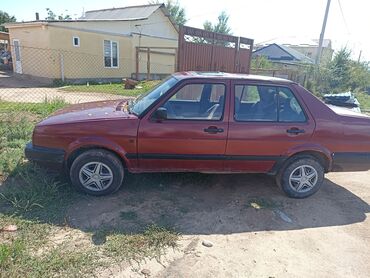 жетта 2010: Volkswagen Jetta: 1988 г., 1.8 л, Механика, Бензин