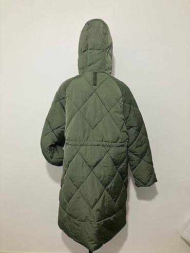 Пуховики и зимние куртки: Пуховик, По колено, США, С капюшоном, С поясом, Стеганый, L — 5