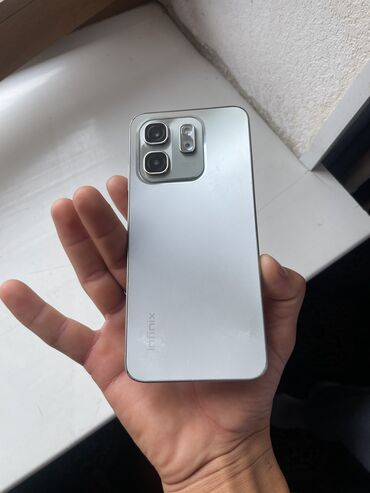 охлаждение для телефона: Infinix HOT 50i, Б/у, 256 ГБ, цвет - Серебристый, 2 SIM