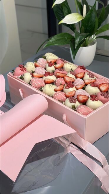 Кондитерские изделия, сладости: Клубника в шоколаде | Ош 6 штук 500 сом 9 штук 765 сом 10 штук 800 — 5