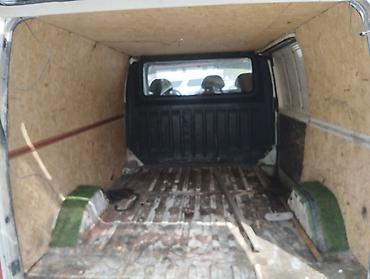 sprinter 2 2: Грузовой фургон белого цвета, цельнометаллический, 2-дверная кабина + — 5